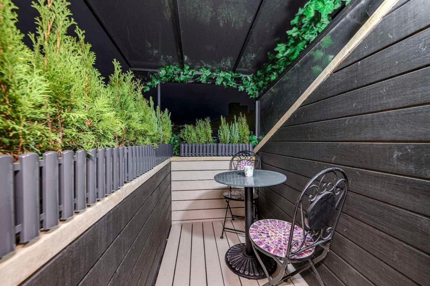 5 - Loft - Location - Designer Interior *